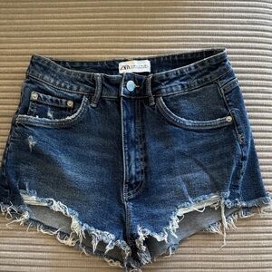 Zara Women's Distressed Blue Jean Shorts